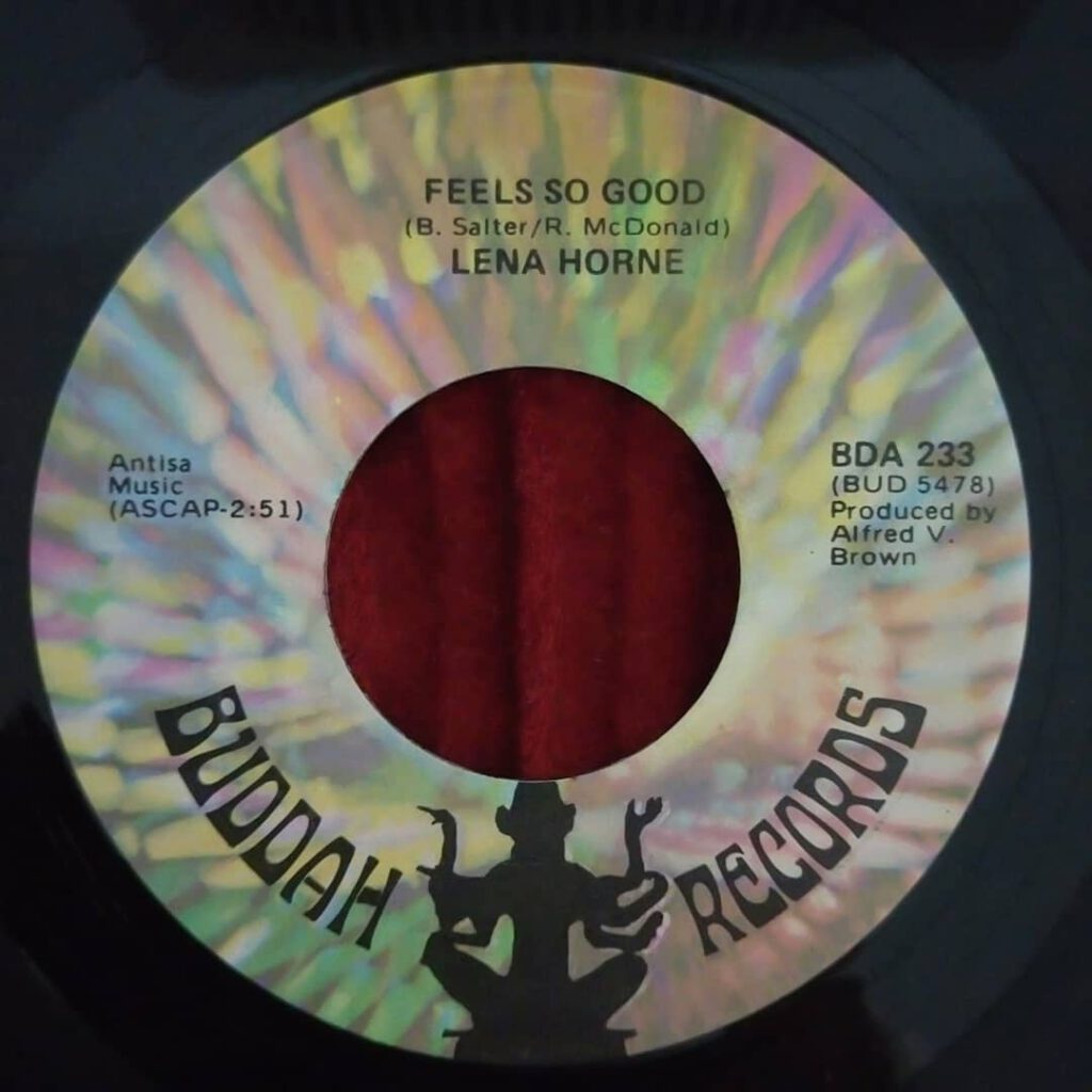 Lena Horne - Feels So Good